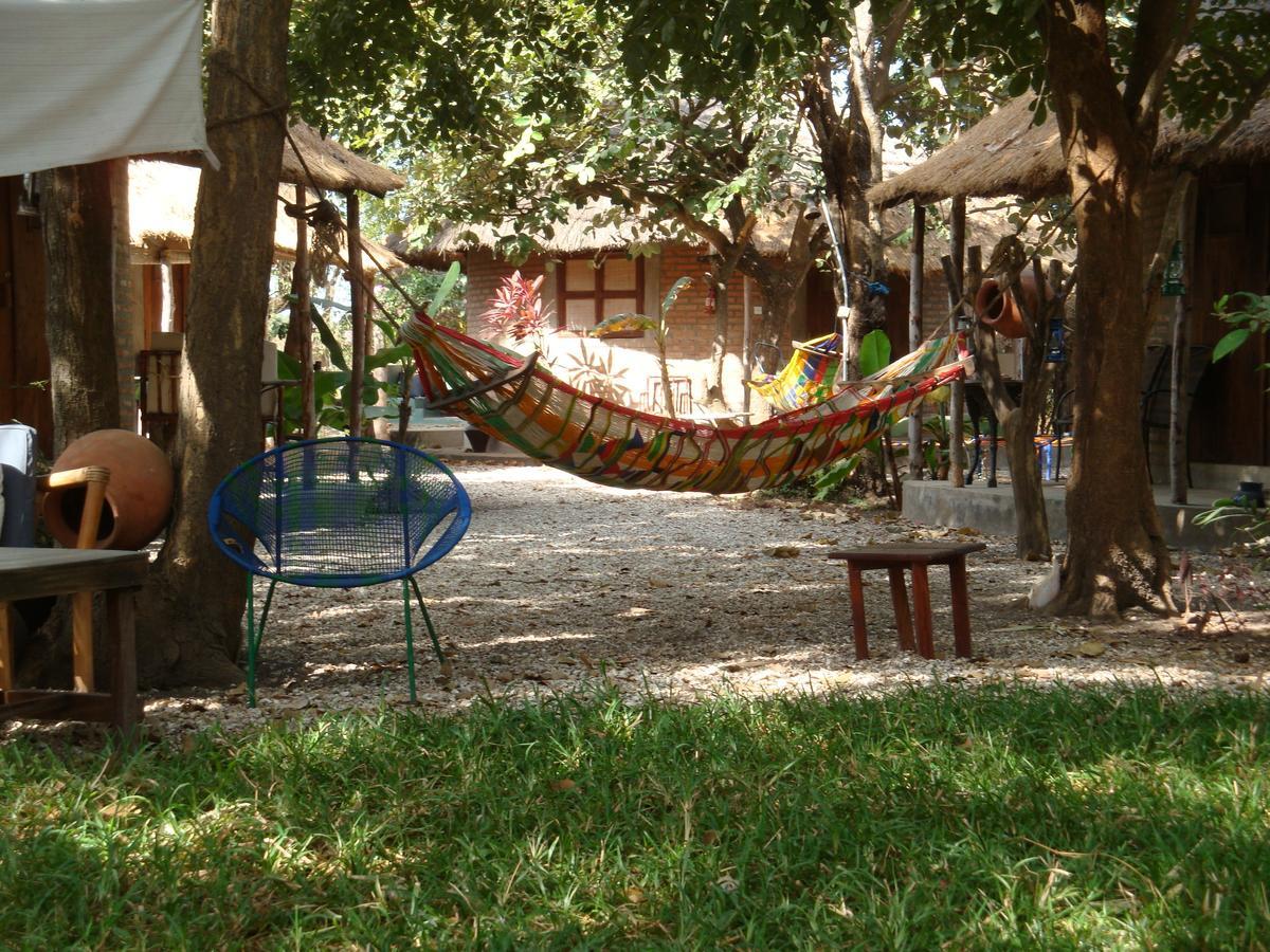 Evergreen Eco Lodge Retreat Tujereng Quarto foto